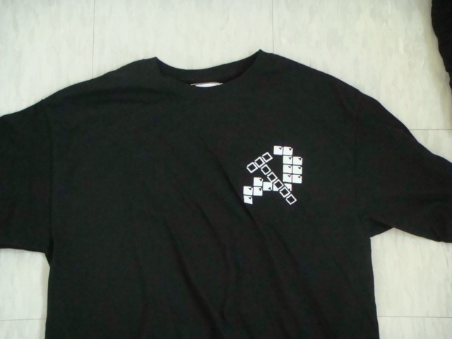 booth_04_tetris_front